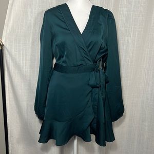 Green Long Sleeve Front Tie Mini Dress